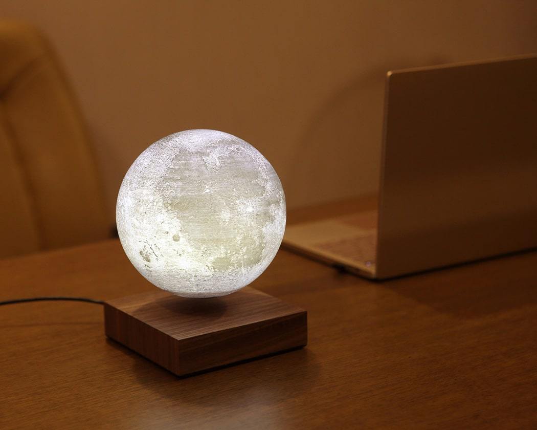 Lampada notturna a led luna levitante con gravitazione magnetica luce  fluttuante 7424617186170