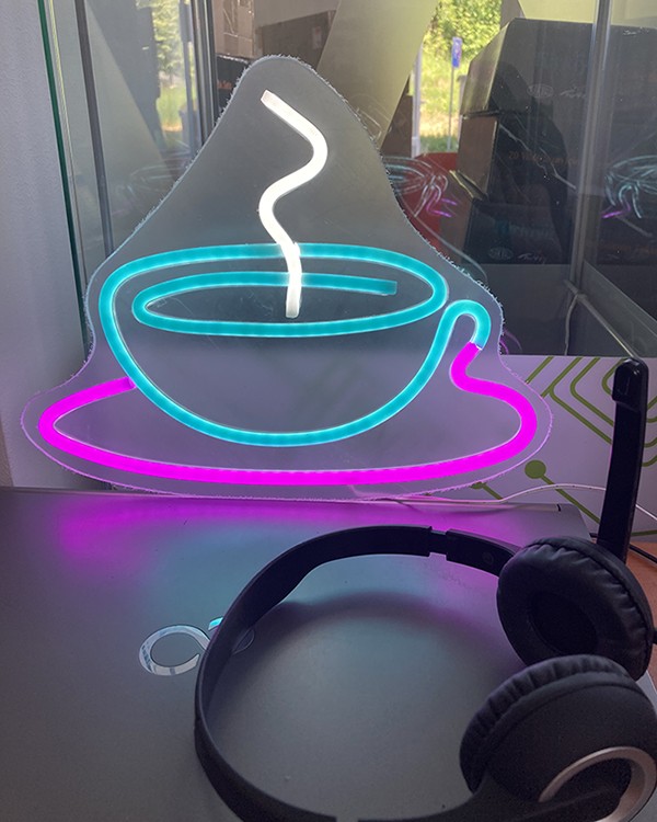 tazza di caffè - pittura murale a luce led